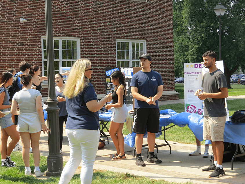 welcome-back picnic photos.
