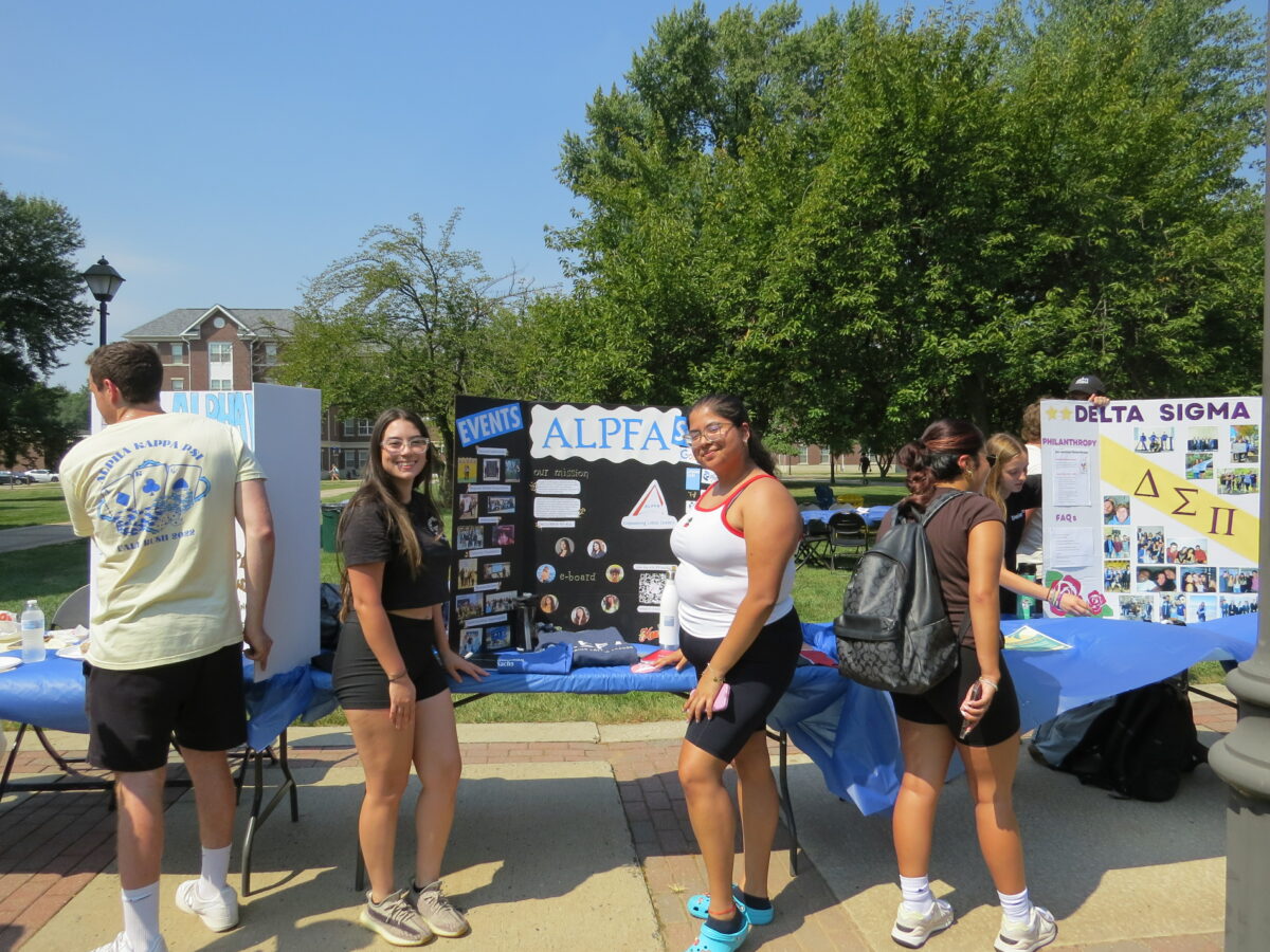 welcome-back picnic photos.
