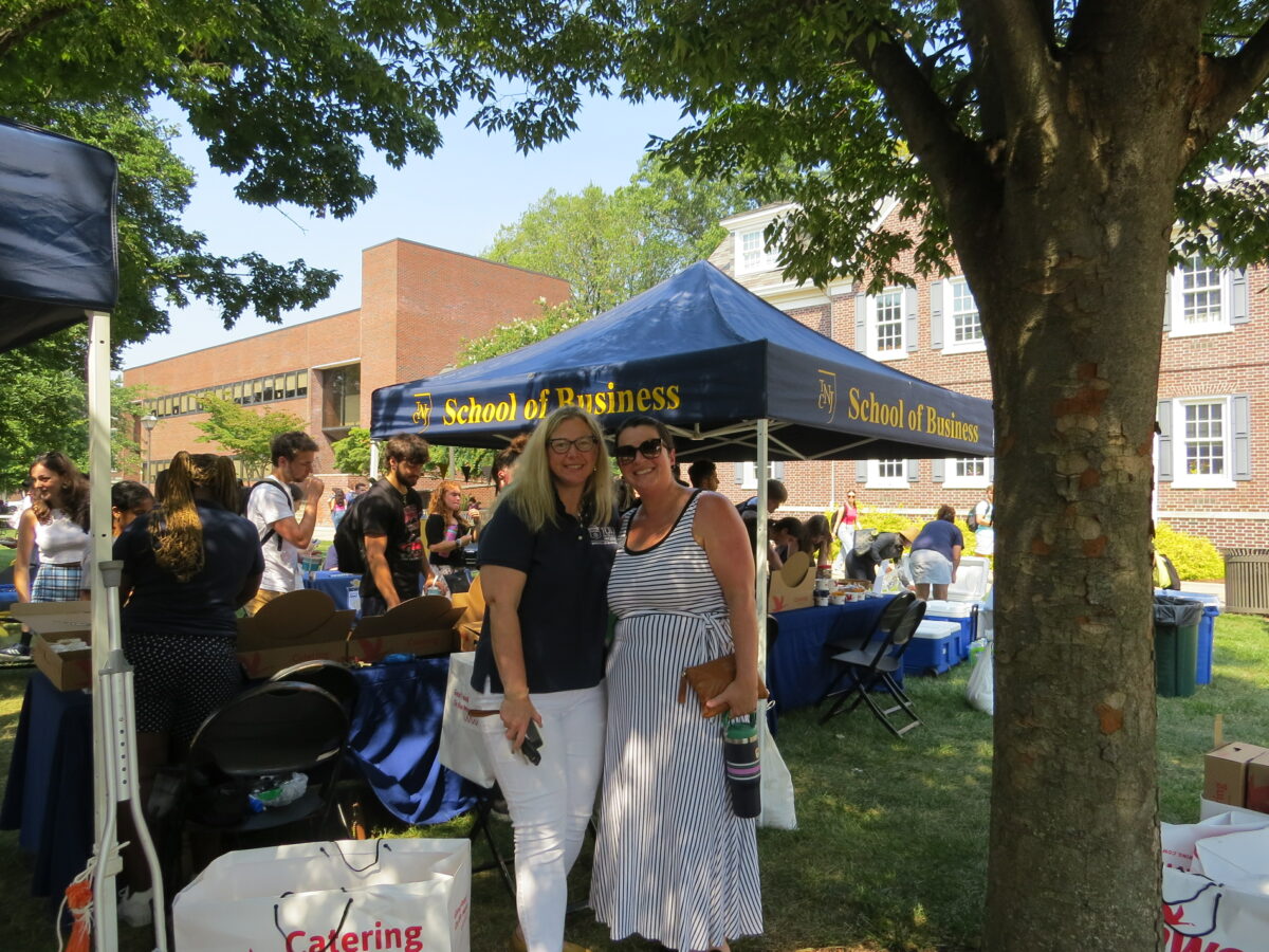 welcome-back picnic photos.