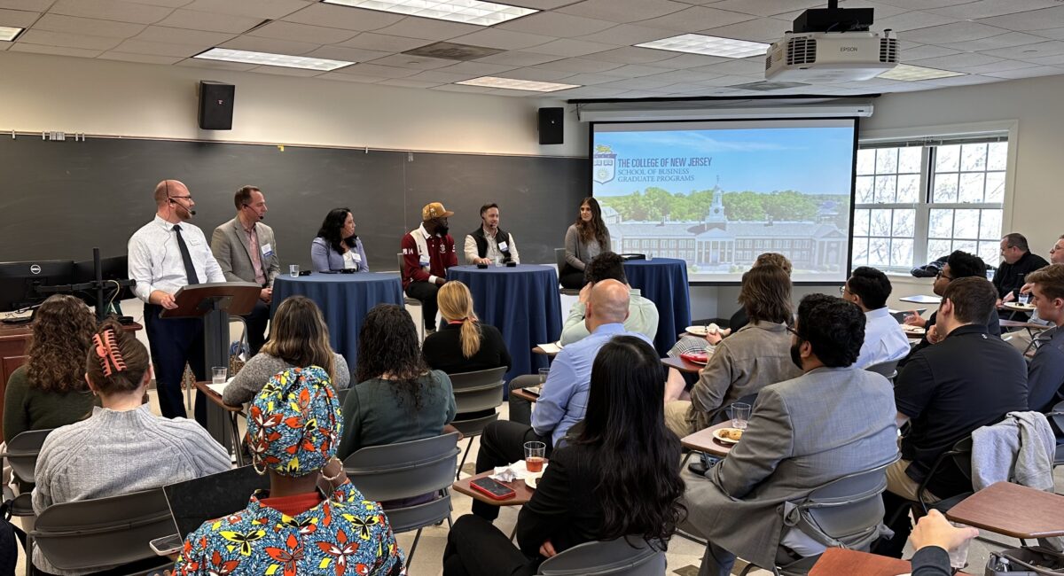  MBA Alumni Panel photos.