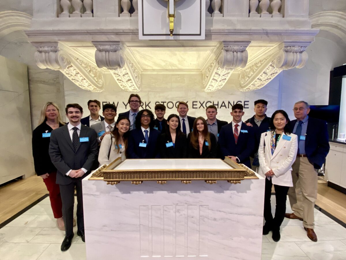 Finance students group photo.