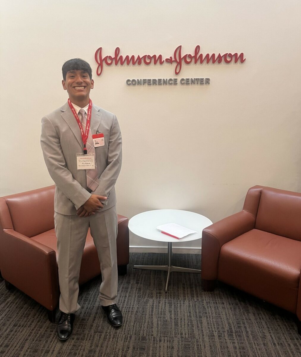 Students who attended Johnson & Johnson's Finance Immersion Day.