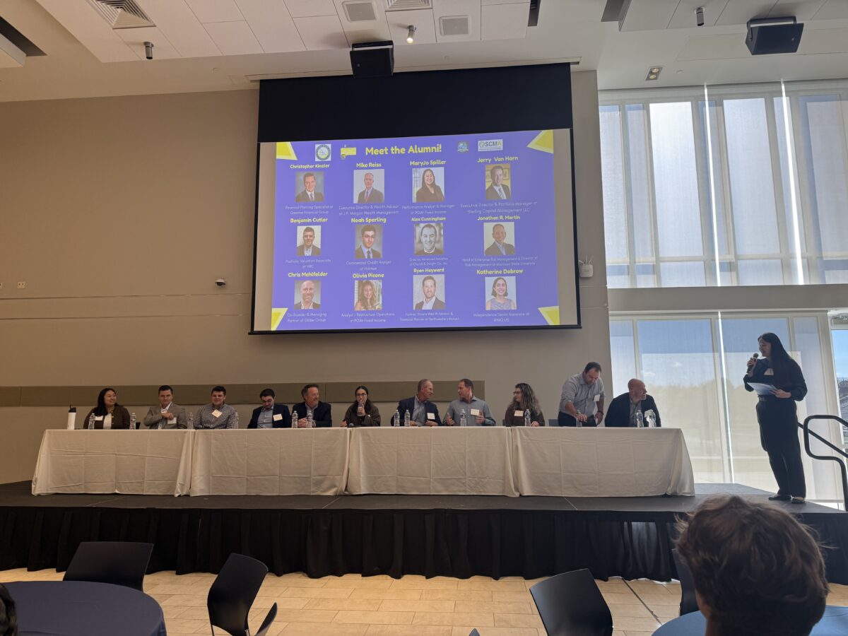 Alumni Networking Night photos.