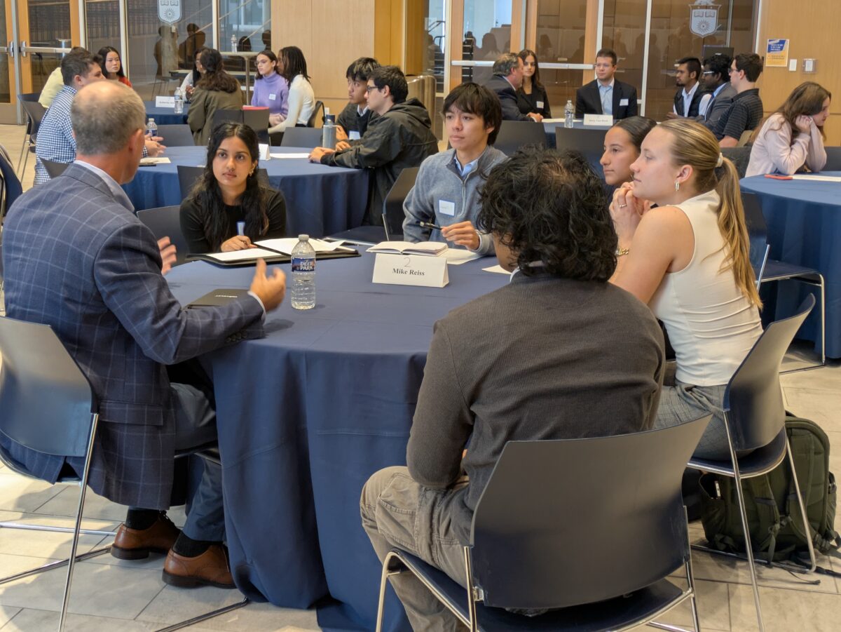 Alumni Networking Night photos.