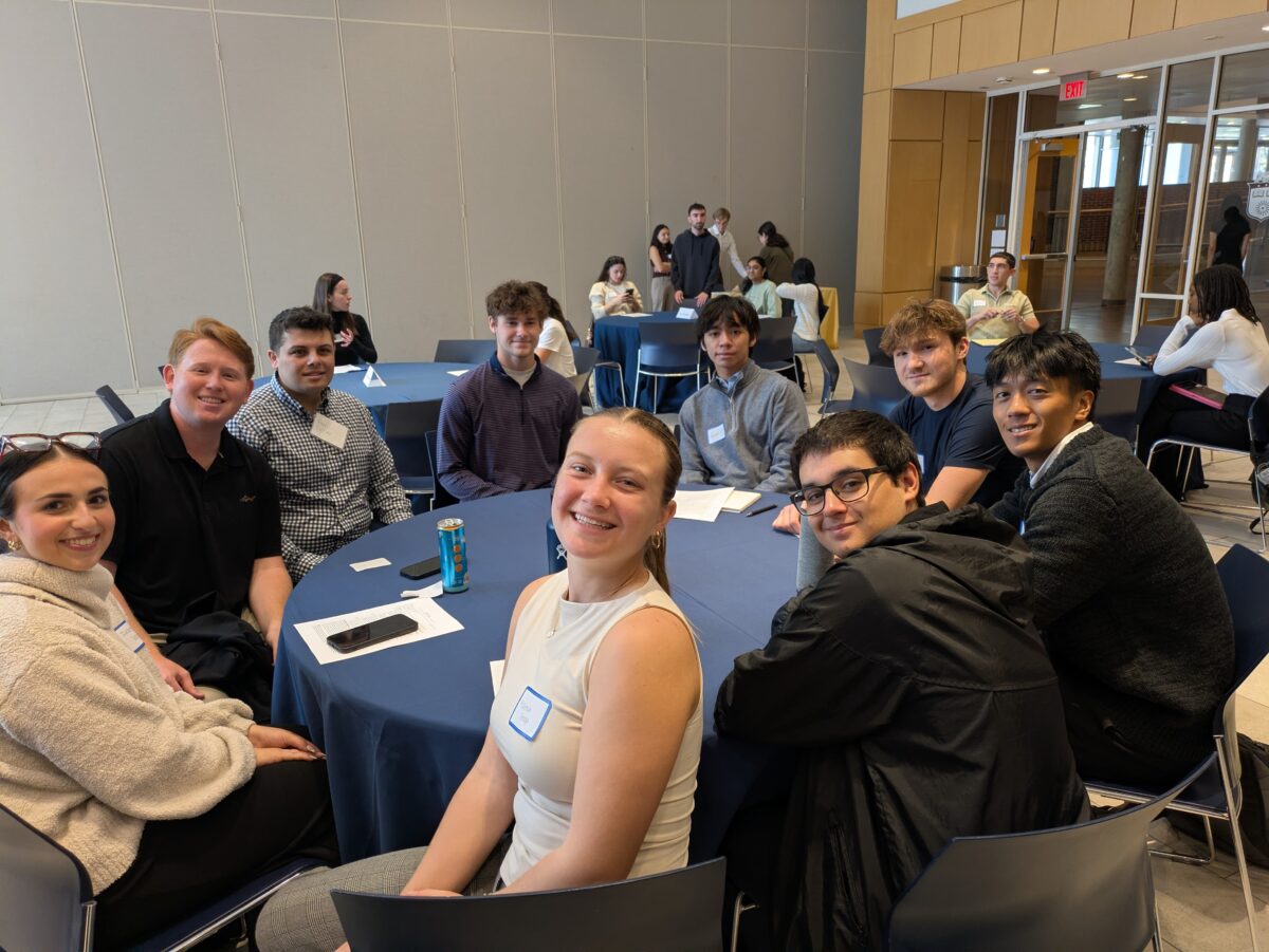 Alumni Networking Night photos.